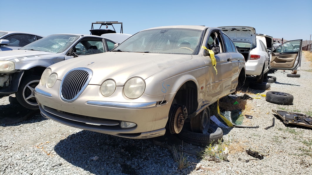 Junkyard Gem: 2000 Jaguar S-Type