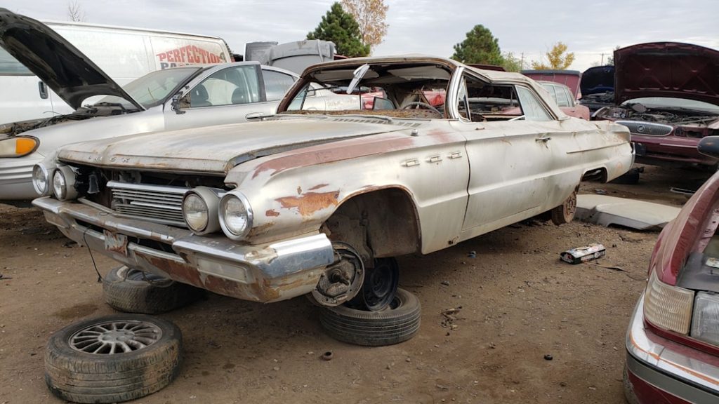 Junkyard Gem: 1962 Buick LeSabre 2-Door Sport Coupe