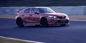 See the 2022 Honda Civic Type R Rip on the Track