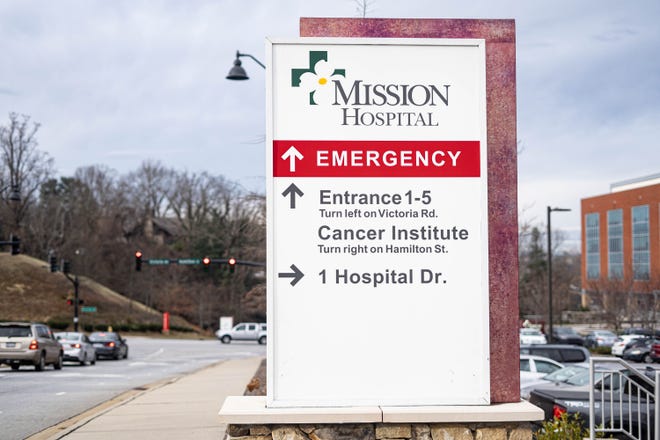 Nurses, support staff, and community members protested unsafe conditions at Mission Hospital on January 13, 2022.