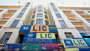 Private insurers have steadily eaten into LIC’s market share over the years. (Photo: Reuters)