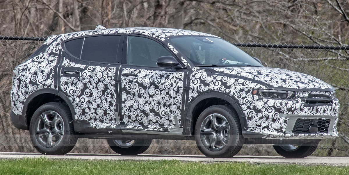 Dodge Hornet Spied Looking Like a Downmarket Alfa Romeo Tonale