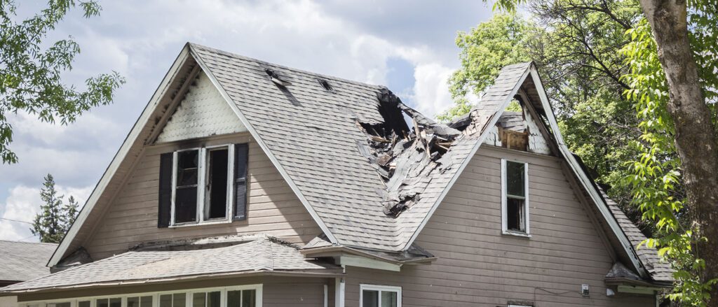 Protecting roofs against high winds