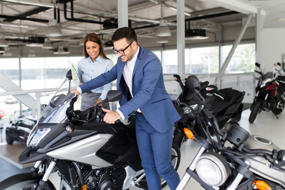 How Can a Motorcycle Insurance Claim Be Filed Correctly?