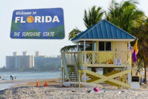 welcome-to-florida-beach-sign