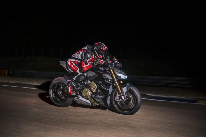 2023 Ducati Streetfighter V4S