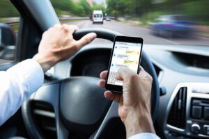 How Fleet Managers Can Prevent Distracted Driving