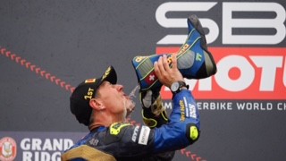 Dominique Aegerter by worldsbk.com