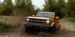 Ford Offering $2500 If 2023 Bronco Customers Switch to Another Model Than What They Ordered