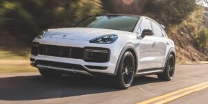 2023 Porsche Cayenne Coupe Turbo / Turbo S