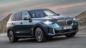 The 2024 BMW X5 and X6 Have a Relatively Restrained Grille, Thank God