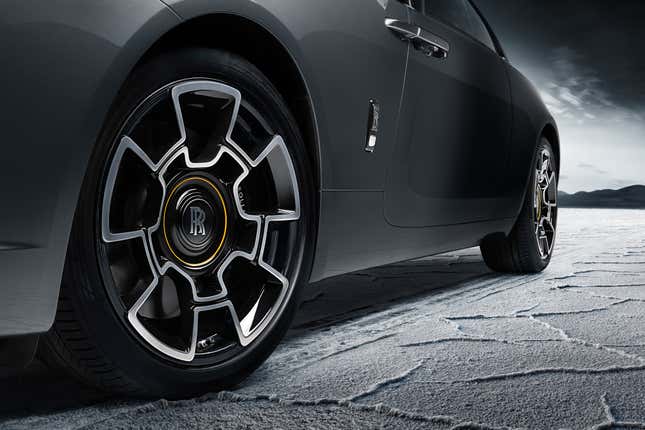 Image for article titled Black Badge Wraith Black Arrow: Rolls-Royce Unveils Its Last V12 Coupé