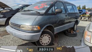 Junkyard Gem: 1991 Toyota Previa with 337,178 miles