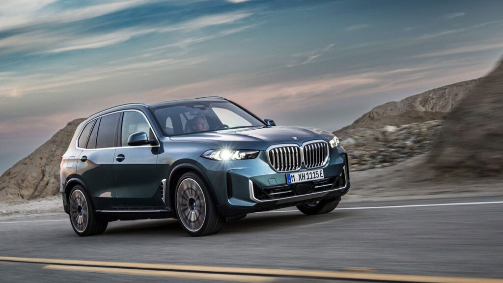 BMW Recalls 2023 X5 Because of Faulty Headrests