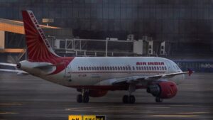 Air India Pilot Brings Female Friend to Cockpit During Flight, Has Her Served Food and Drinks