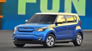 Early Kia Soul EV models recalled for fire risk