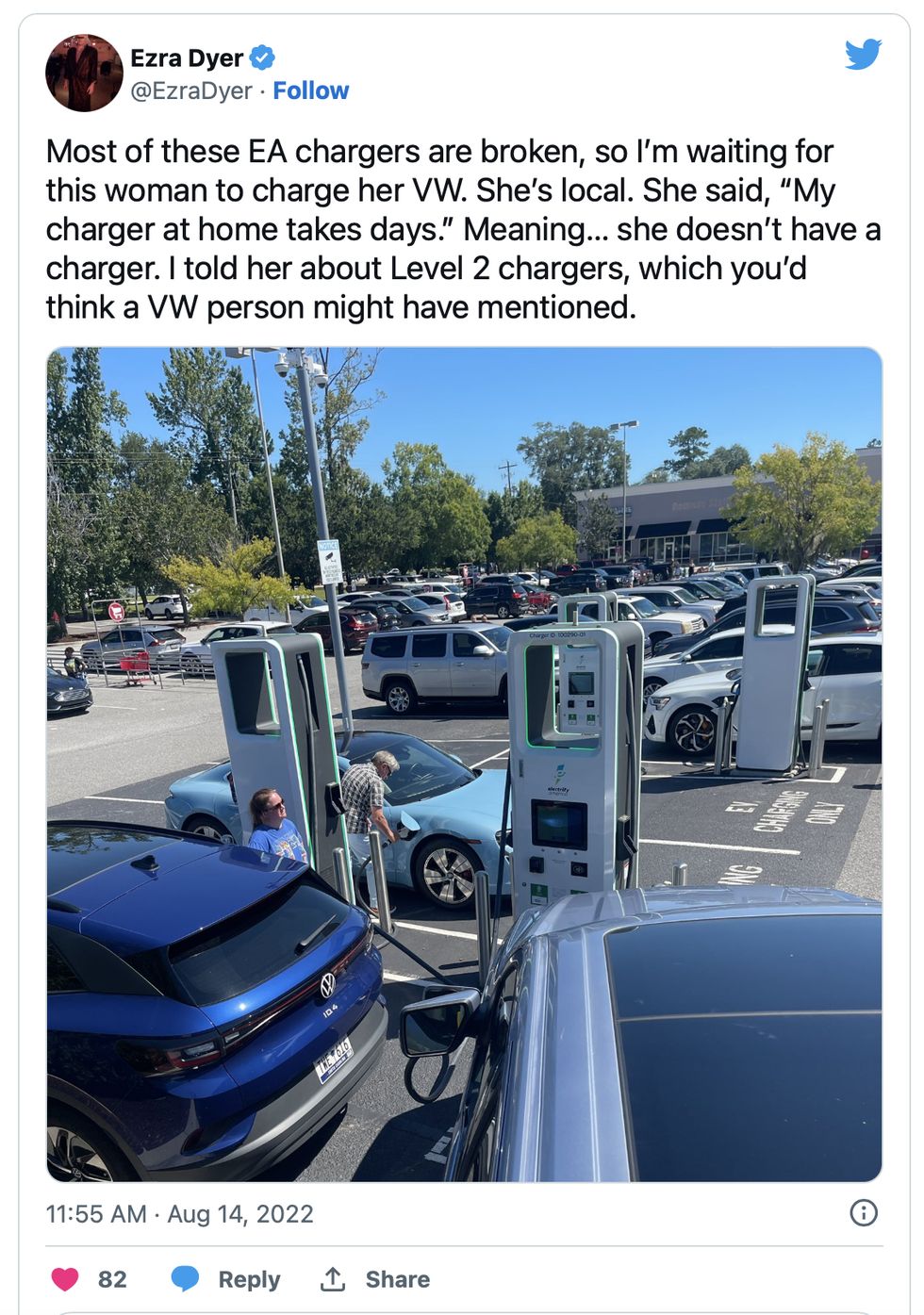 twitter post showing evs crowded at at charger