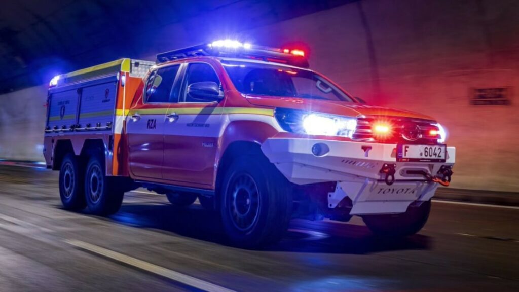 Toyota Hilux 6x6 fire truck was built to fight EV fires