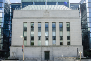 Bank of Canada reports decreased risk of financial system shock