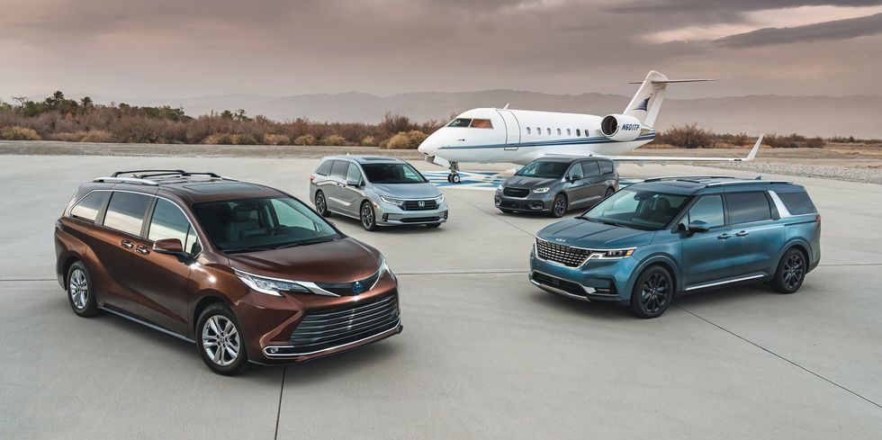 minivan comparo 2022 chrysler pacifica hybrid limited 2021 honda odyssey elite 2023 kia carnival sx prestige 2023 toyota sienna limited