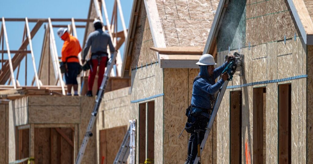 Construction workers comp claims rose most among youngest employees, Selective reports