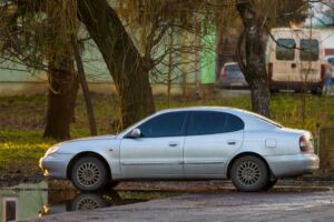 How to Go About Reporting a Dumped Car