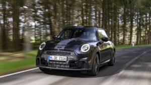 Mini John Cooper Works 1 To 6 Edition extols the manual transmission