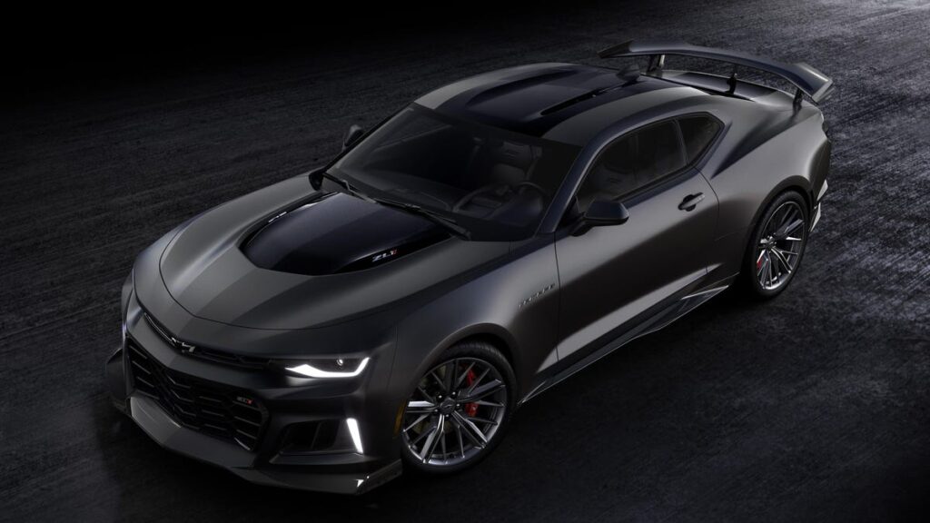 Chevy Says Goodbye To The Sixth Generation Camaro With Blacked-Out Collector's Edition