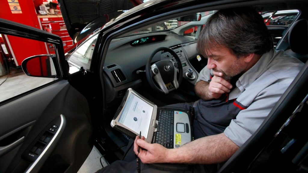 NHTSA Says Automakers Don't Have To Comply With Massachusetts' Right To Repair Law