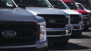 Ford, GM see strong U.S. consumer demand for vehicles