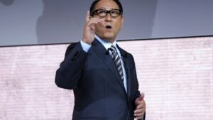 Some 85% of Toyota shareholders vote to re-elect Toyoda at annual meet