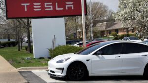 Tesla Is Trying To Move Old Product: Report