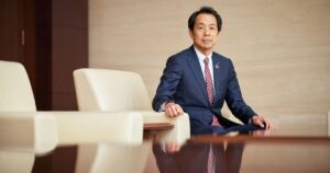 Japan insurers with $2.7T still keen to invest overseas