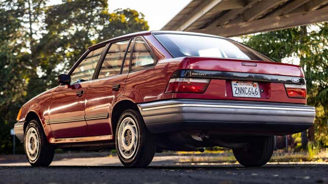 1989 Ford Escort LX Hatchback rear