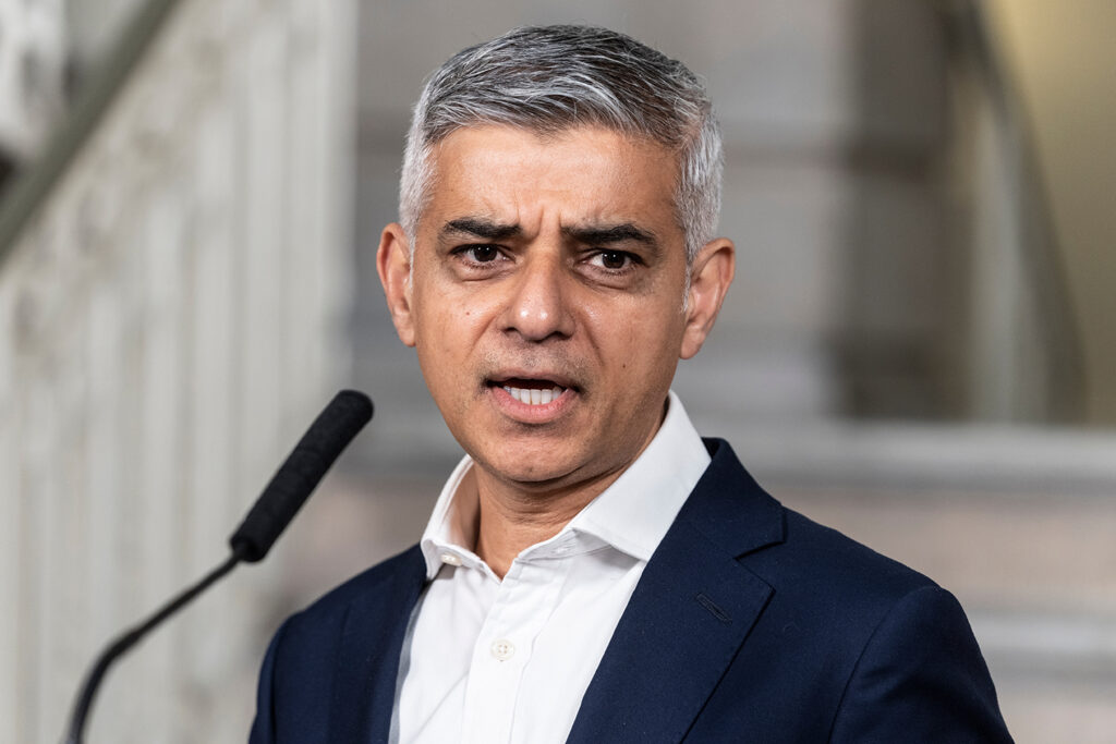 Fierce High Court Battle For Mayor Khan’s London ULEZ Plans