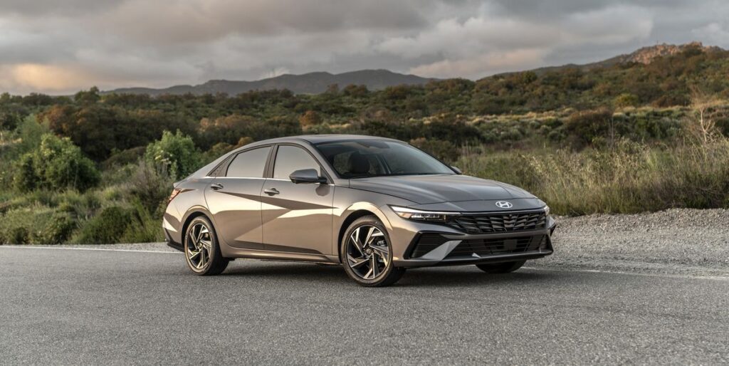 2024 Hyundai Elantra Sedan's Handsome Facelift Shown in U.S. Spec