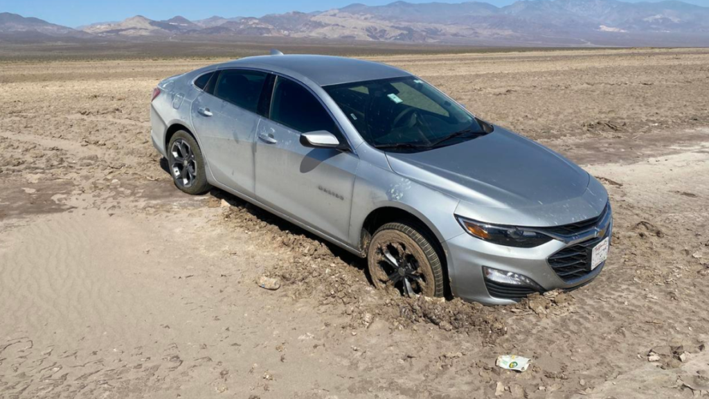 Two Men Nearly Died After Trying A Short Cut In Death Valley