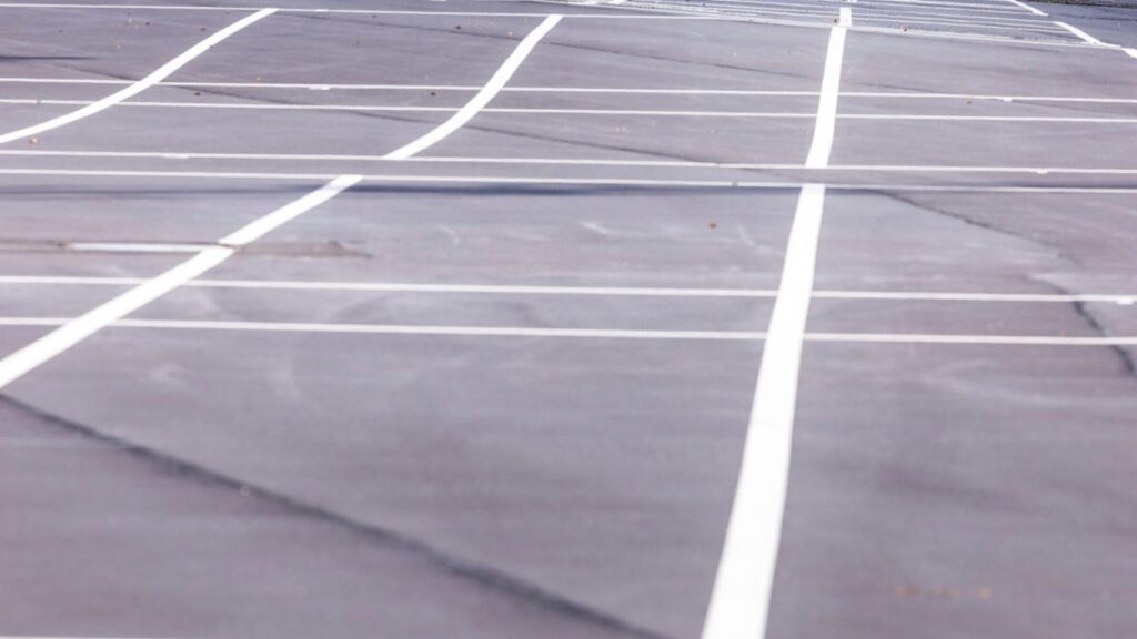 LA’s New Back-In-Only Parking Spaces Are Causing Chaos