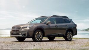 Subaru Outback facelift debuts in Japan, possibly exclusively