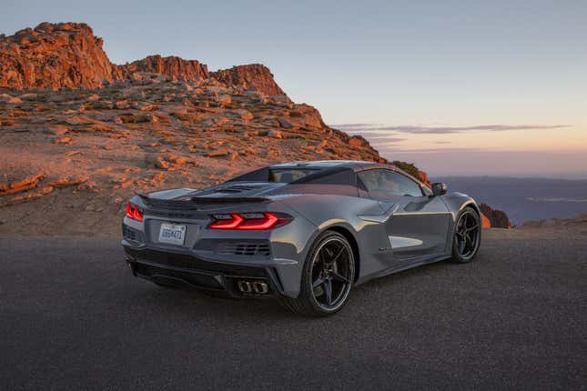 Image for article titled The Corvette E-Ray Is The Half-Price American Answer To Porsche&#39;s 911 Turbo S