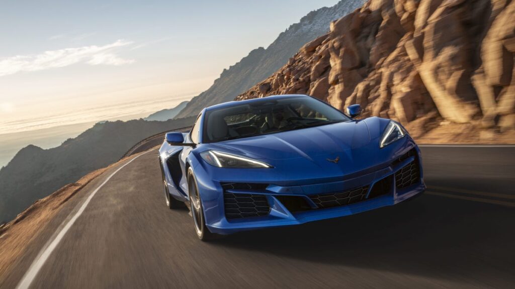 The Corvette E-Ray Is The Half-Price American Answer To Porsche's 911 Turbo S