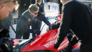 IndyCar takes hybrid testing to the Indianapolis Motor Speedway