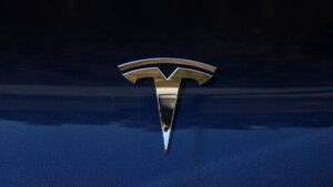 Swedish Dock Workers Threaten To Block Tesla Deliveries