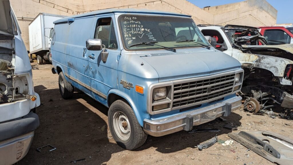 Junkyard Gem: 1995 Chevrolet G20 Chevy Van