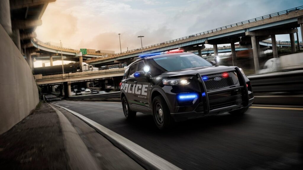 Ford Is Killing The Explorer Hybrid Because Cops Are Buying All Of Them