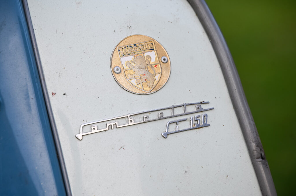Lambretta Li150 badge