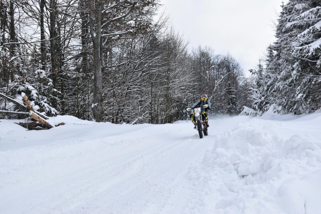 Simple safe winter riding tips for scooter owners