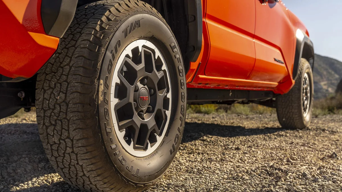 2024 Toyota Tacoma TRD Off-Road