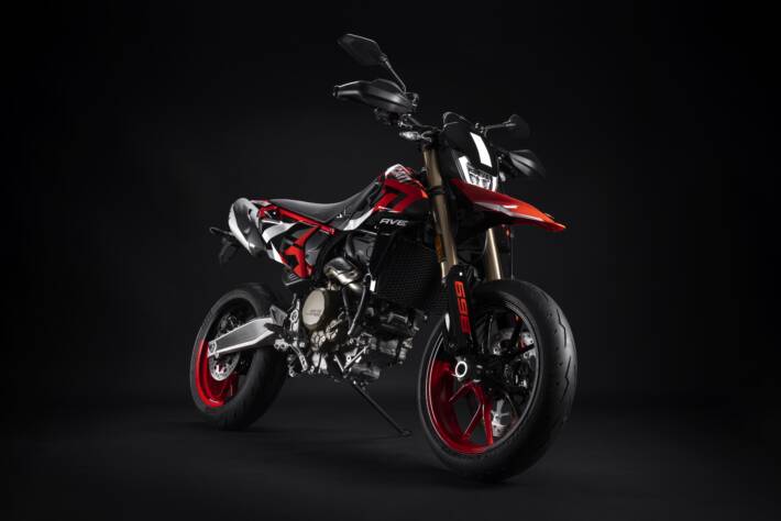 2024 Ducati Hypermotard 698