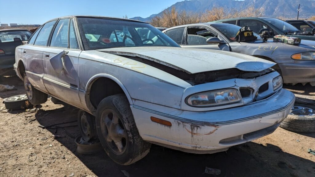 Junkyard Gem: 1999 Oldsmobile Eighty-Eight 50th Anniversary Edition